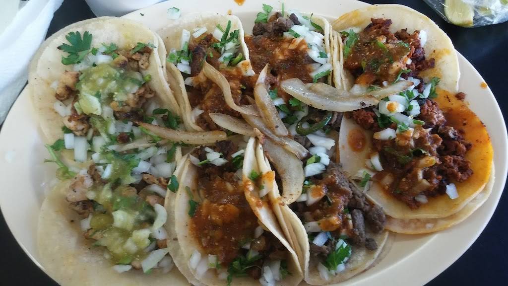 Taqueria El Flaco | restaurant | 4080 Tyler St, Riverside, CA 92503, USA | 9513531415 OR +1 951-353-1415