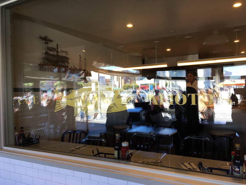 Cafe 8 | restaurant | 2829 Taylor St, San Francisco, CA 94133, USA | 4153591200 OR +1 415-359-1200