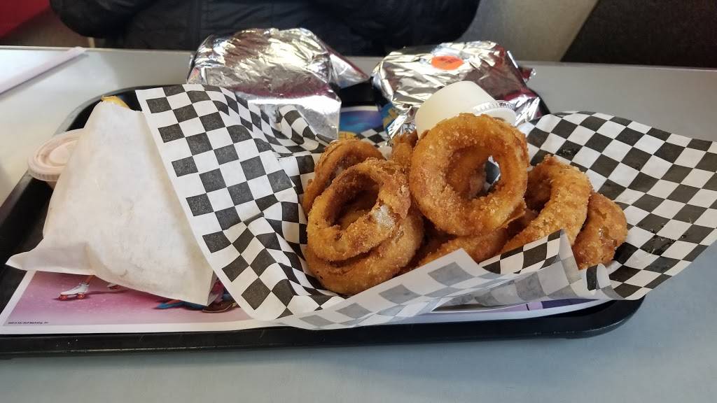 Mikies | restaurant | 4532 Evergreen Way, Everett, WA 98203, USA | 4252526162 OR +1 425-252-6162