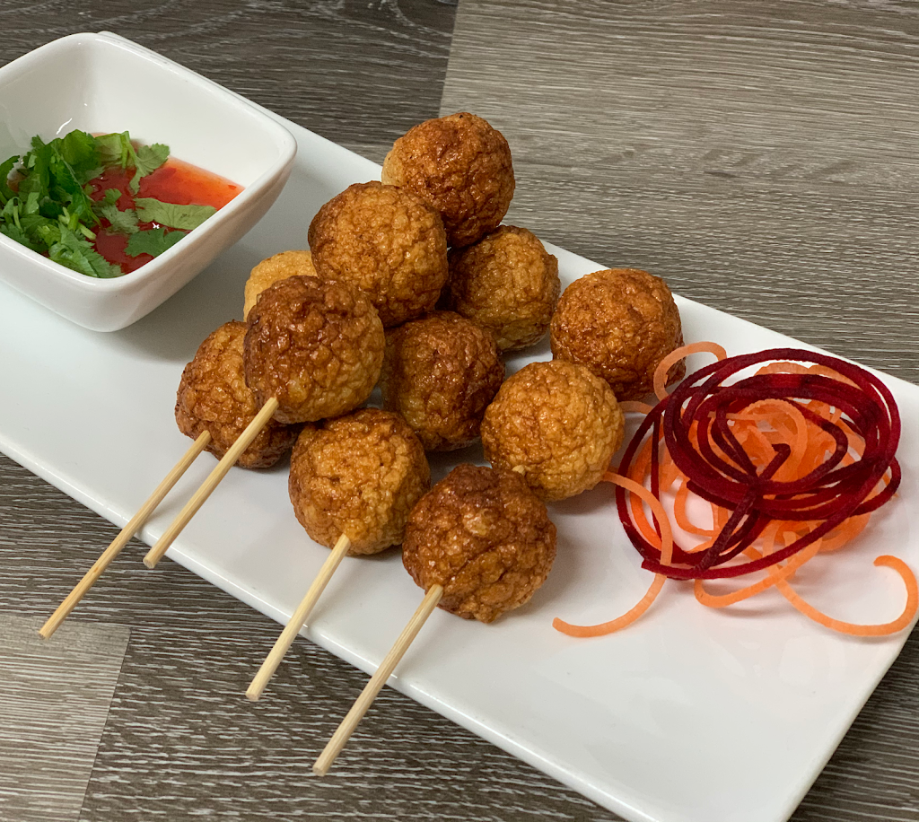 BARN NA THAI | restaurant | 6402 Fresh Pond Rd, Queens, NY 11385, USA | 9293878065 OR +1 929-387-8065