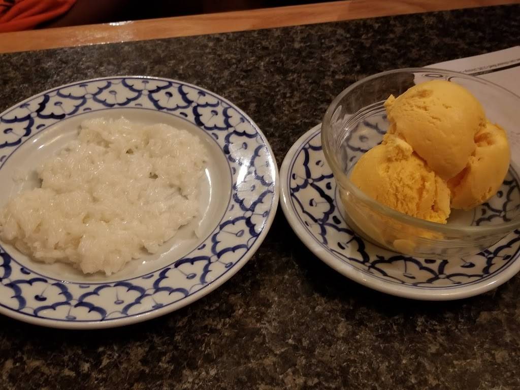 Taste of Thailand | restaurant | 15712 W Center Rd, Omaha, NE 68130, USA | 4026919991 OR +1 402-691-9991