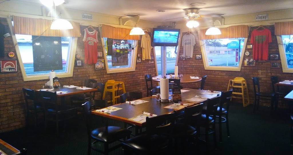 Pizza Hut | restaurant | 2425 Broadway St, Anderson, IN 46012, USA | 7656436909 OR +1 765-643-6909