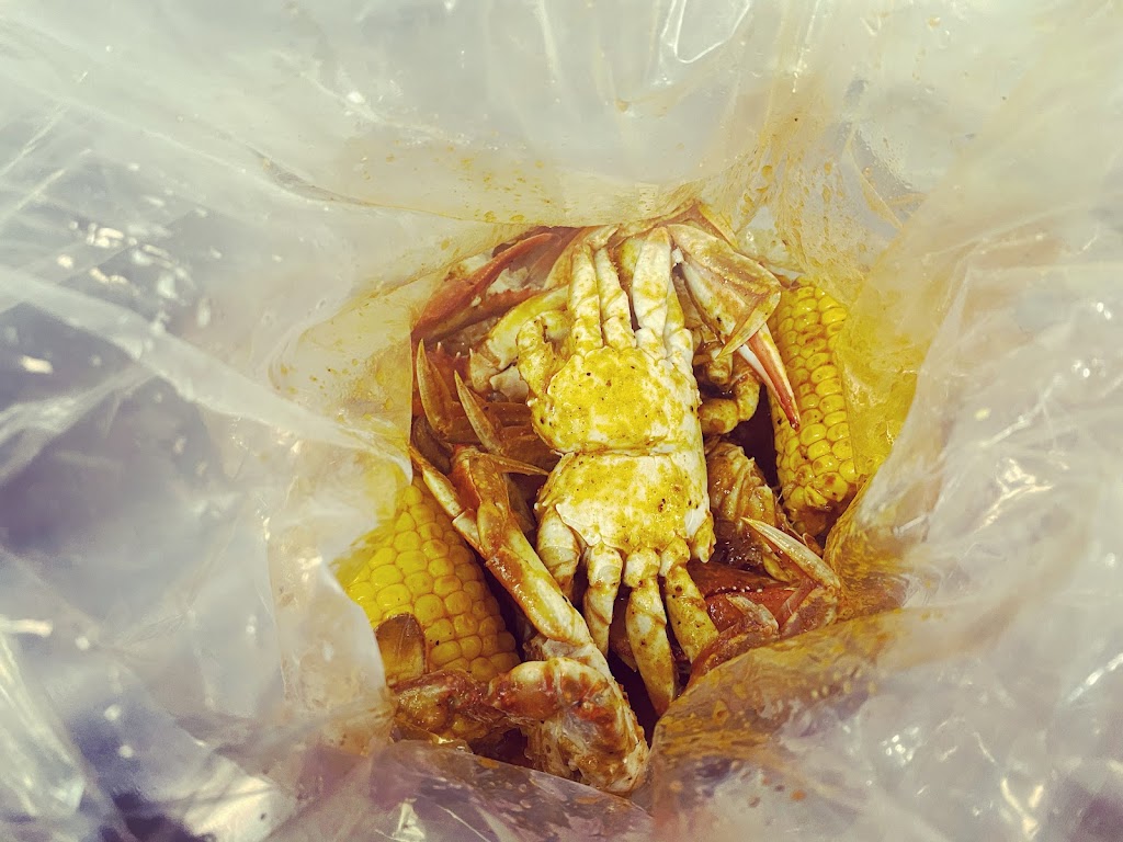 Crab Island Seafood Boil Restaurant | restaurant | 5693 S Jones Blvd #114, Las Vegas, NV 89118, USA | 7025500652 OR +1 702-550-0652