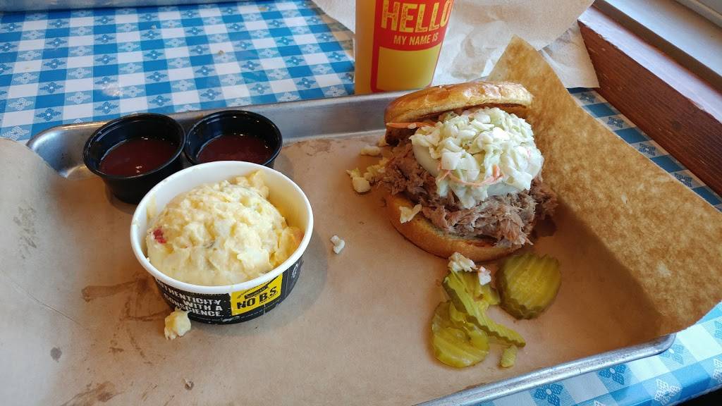 Dickeys Barbecue Pit | restaurant | 3505 Coffee Rd, Bakersfield, CA 93308, USA | 6615894227 OR +1 661-589-4227