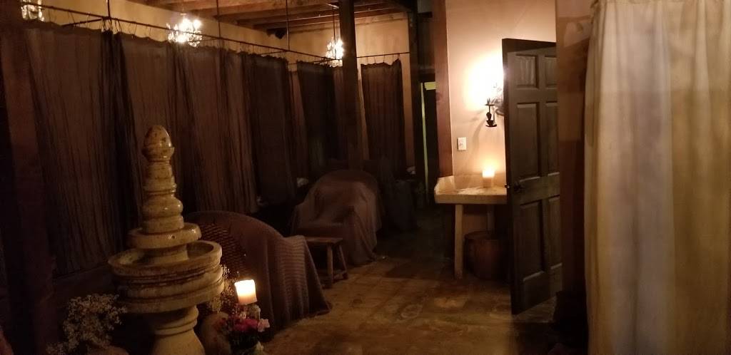 El León Thai Message | restaurant | Los Angeles, CA 90048, USA | 3237829582 OR +1 323-782-9582