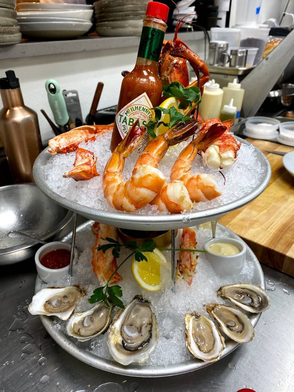 Milwalky Trace | restaurant | 545 N Milwaukee Ave, Libertyville, IL 60048, USA | 8472478700 OR +1 847-247-8700