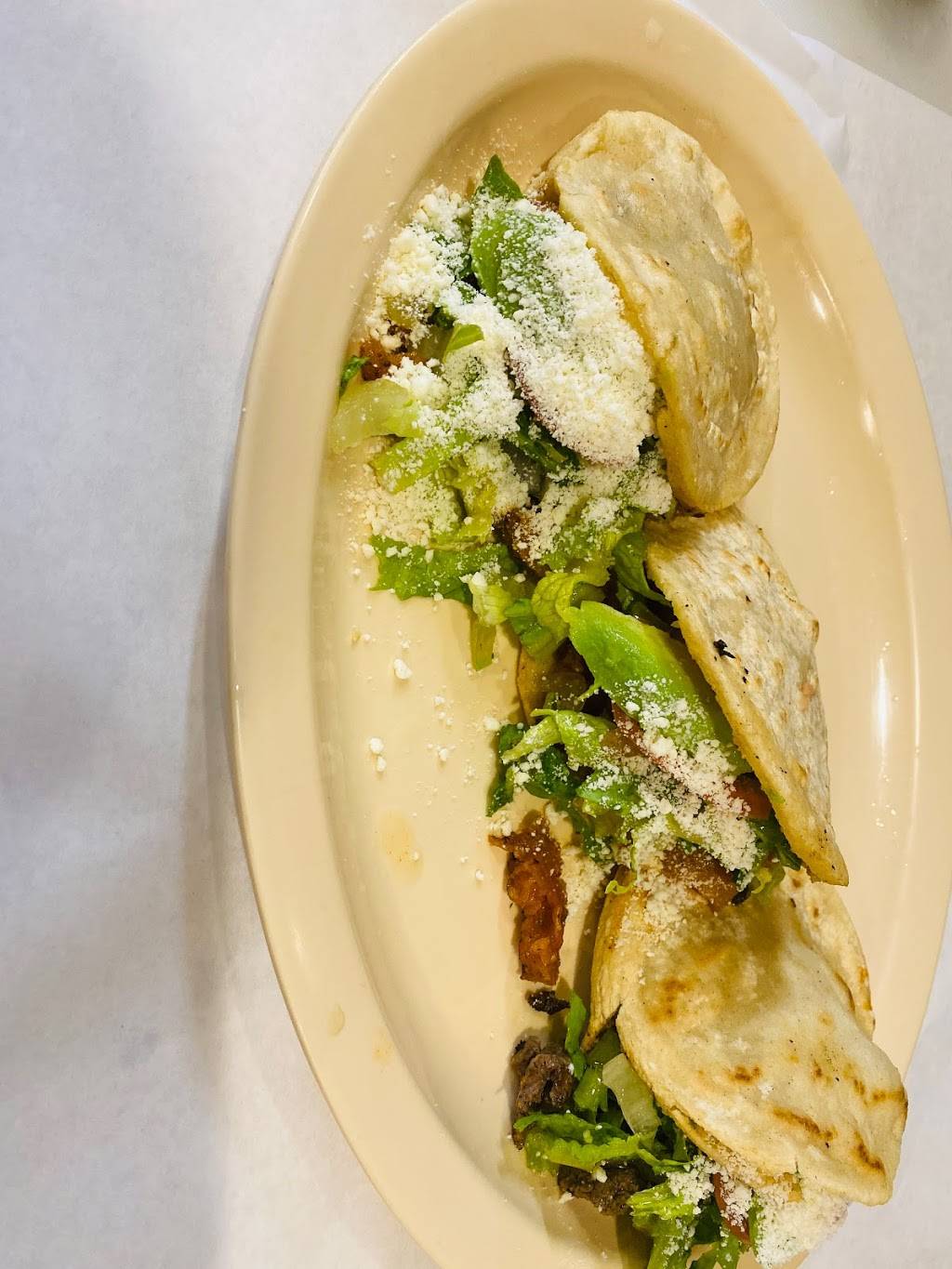 Ochoas outdoor Mexican food | restaurant | 406 SW Oak St, Hillsboro, OR 97123, USA | 9717329575 OR +1 971-732-9575