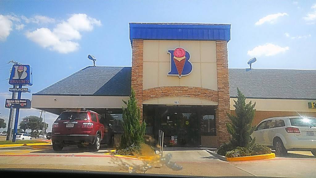 Braums Ice Cream & Burger Restaurant | restaurant | 907 S Cockrell Hill Rd, Duncanville, TX 75137, USA | 9727098946 OR +1 972-709-8946