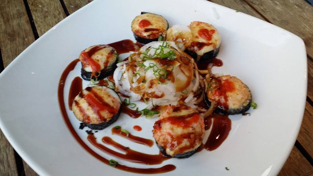 Kona Grill | restaurant | 444 Ward Pkwy, Kansas City, MO 64112, USA | 8169315888 OR +1 816-931-5888