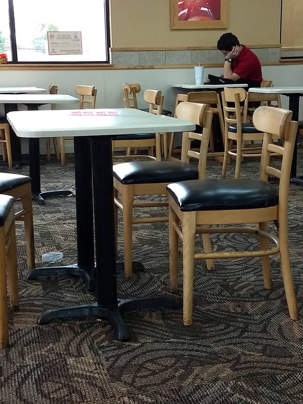 Wendys | restaurant | 711 Englewood Rd, Madisonville, TN 37354, USA | 4234428985 OR +1 423-442-8985