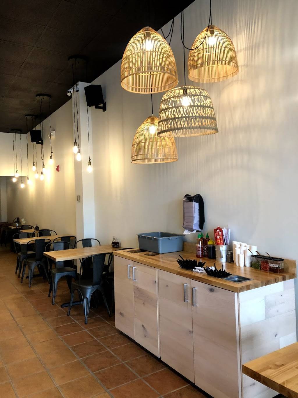 Viet Citron | restaurant | 47 Middlesex Turnpike, Burlington, MA 01803, USA | 7817503021 OR +1 781-750-3021