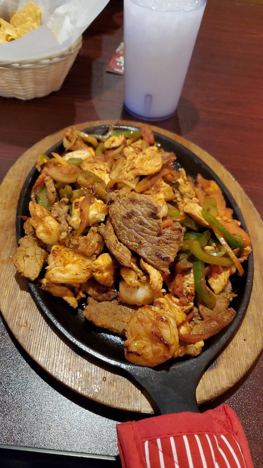 Bohemio Mexican Restaurant | restaurant | 542 Southwest Blvd, Kansas City, KS 66103, USA | 9134323996 OR +1 913-432-3996