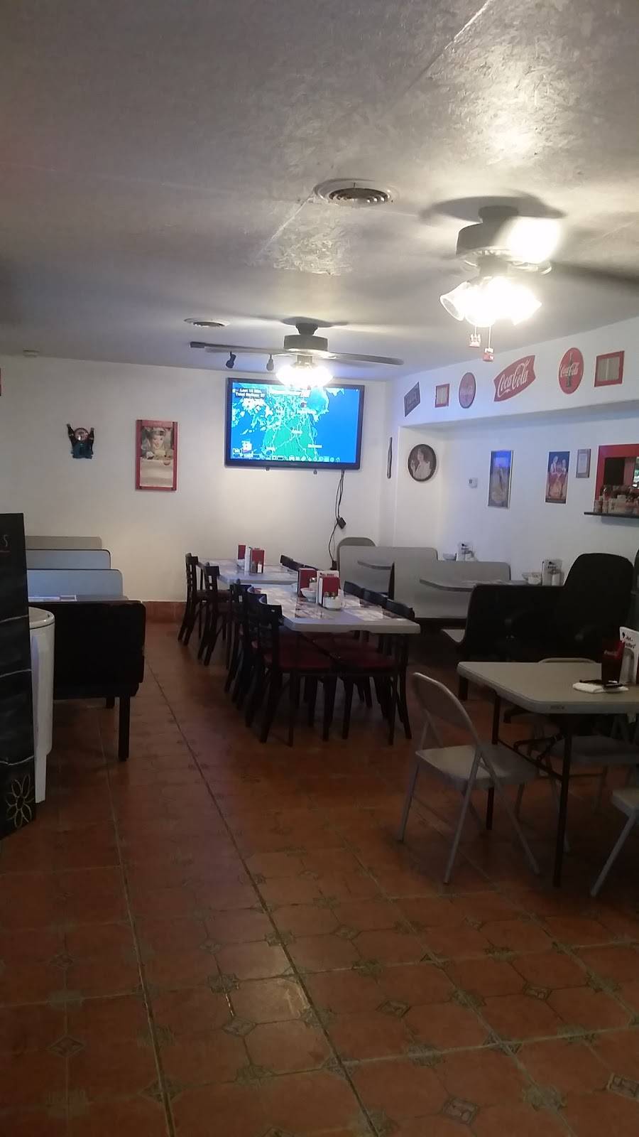 Mr. Subs | restaurant | 4850 US-17, De Leon Springs, FL 32130, USA | 3862772146 OR +1 386-277-2146