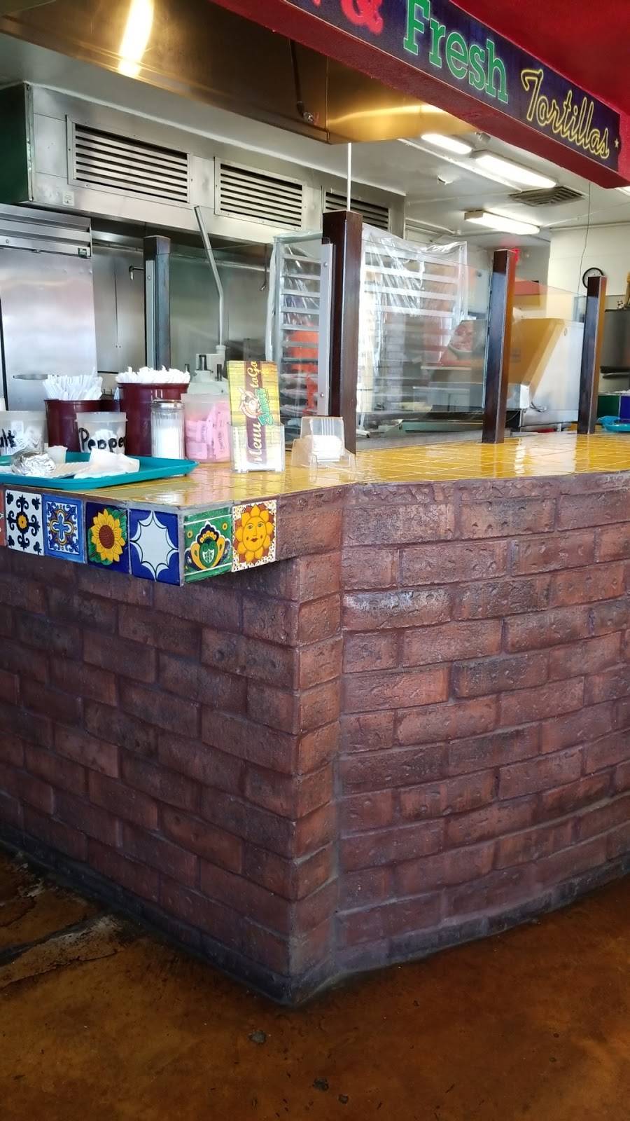 Burritos Juarez | restaurant | 4000 Dyer St, El Paso, TX 79930, USA | 9155661144 OR +1 915-566-1144