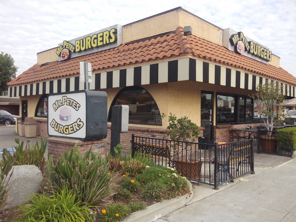 Mr Petes Patio | restaurant | 7811 Firestone Blvd, Downey, CA 90241, USA | 5628617899 OR +1 562-861-7899