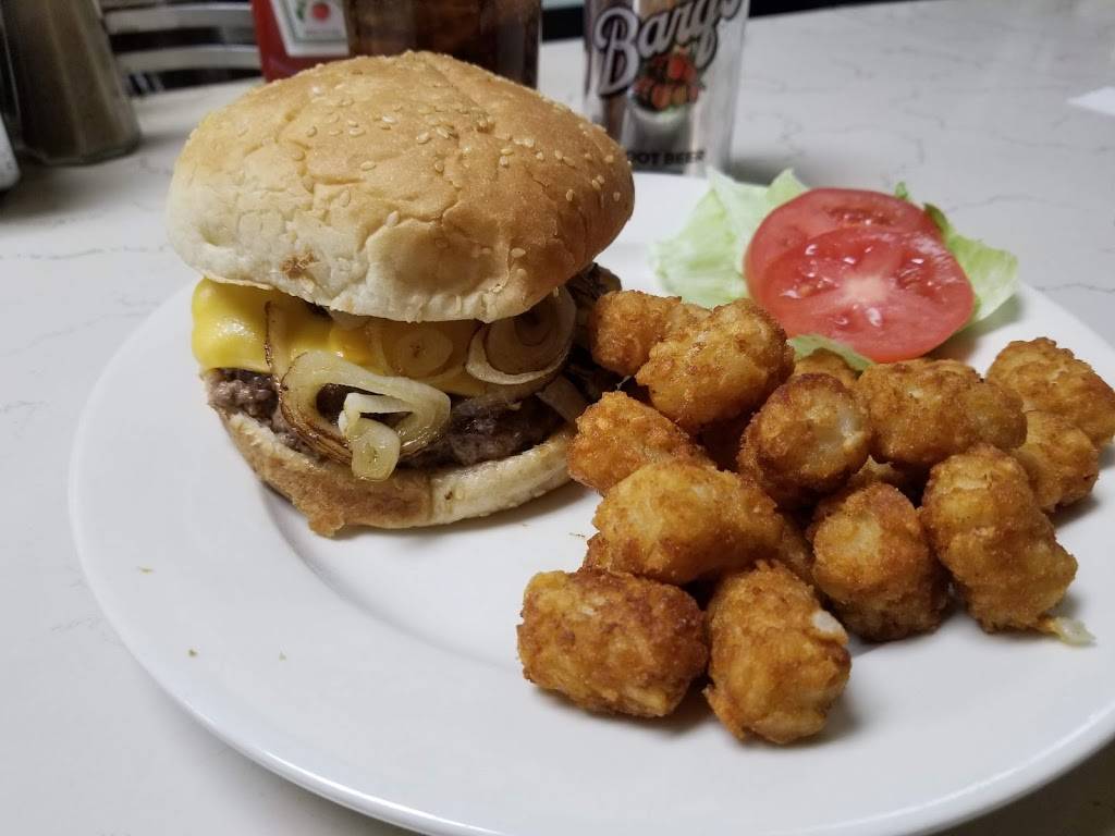 West Main Luncheonette | restaurant | 13 W Main St, Bergenfield, NJ 07621, USA | 2013879849 OR +1 201-387-9849