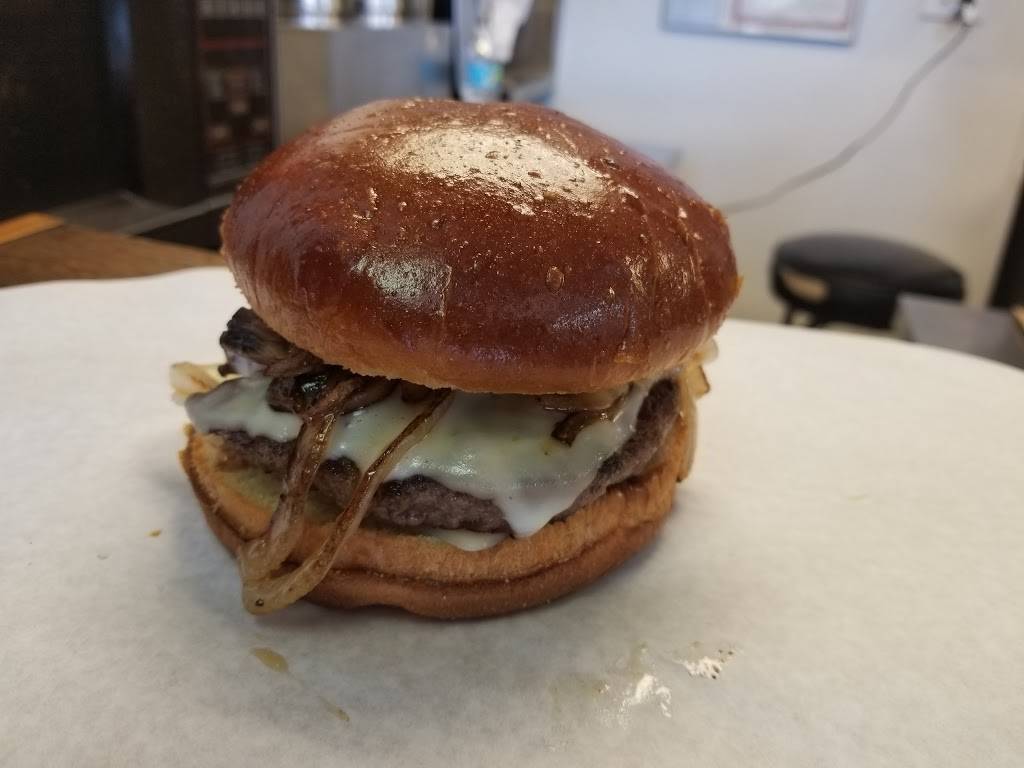 Retro Burger | restaurant | 13839 S Cicero Ave, Crestwood, IL 60445, USA | 7089259642 OR +1 708-925-9642