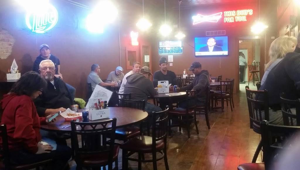 Bulldog Roadhouse | restaurant | 585 Lincoln St, Bradshaw, NE 68319, USA | 4027364465 OR +1 402-736-4465