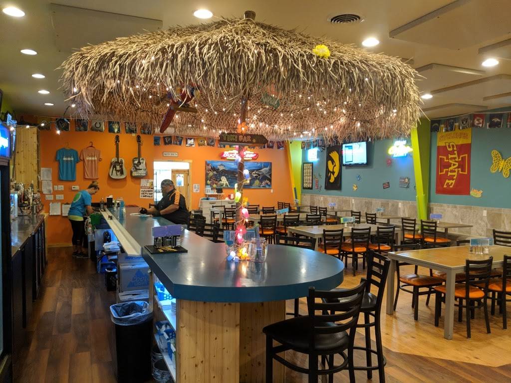 Shore Side Pub & Grub | restaurant | 1029 Main St, Manson, IA 50563, USA | 7124690017 OR +1 712-469-0017