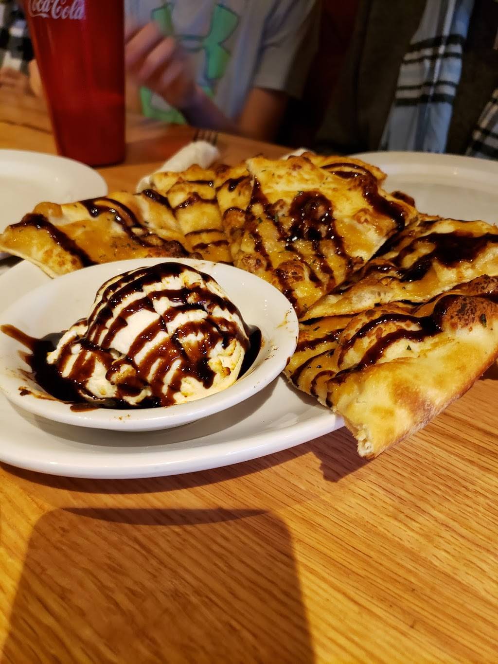 Pies And Pints | restaurant | 2035 W Broad St, Richmond, VA 23220, USA | 8044472705 OR +1 804-447-2705