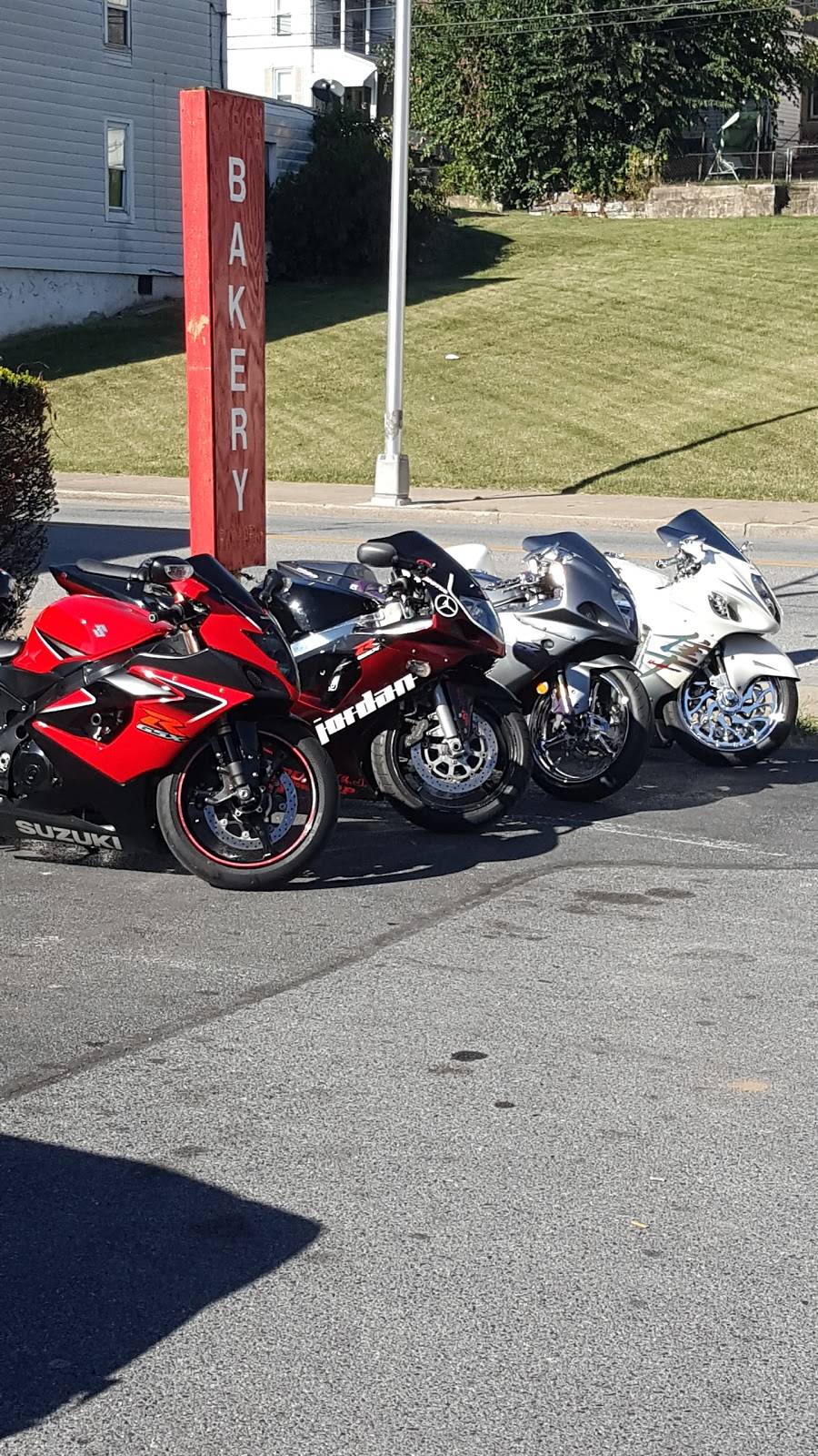 Pizza City and Bakery | restaurant | 620 N Front St, Steelton, PA 17113, USA | 7179394552 OR +1 717-939-4552