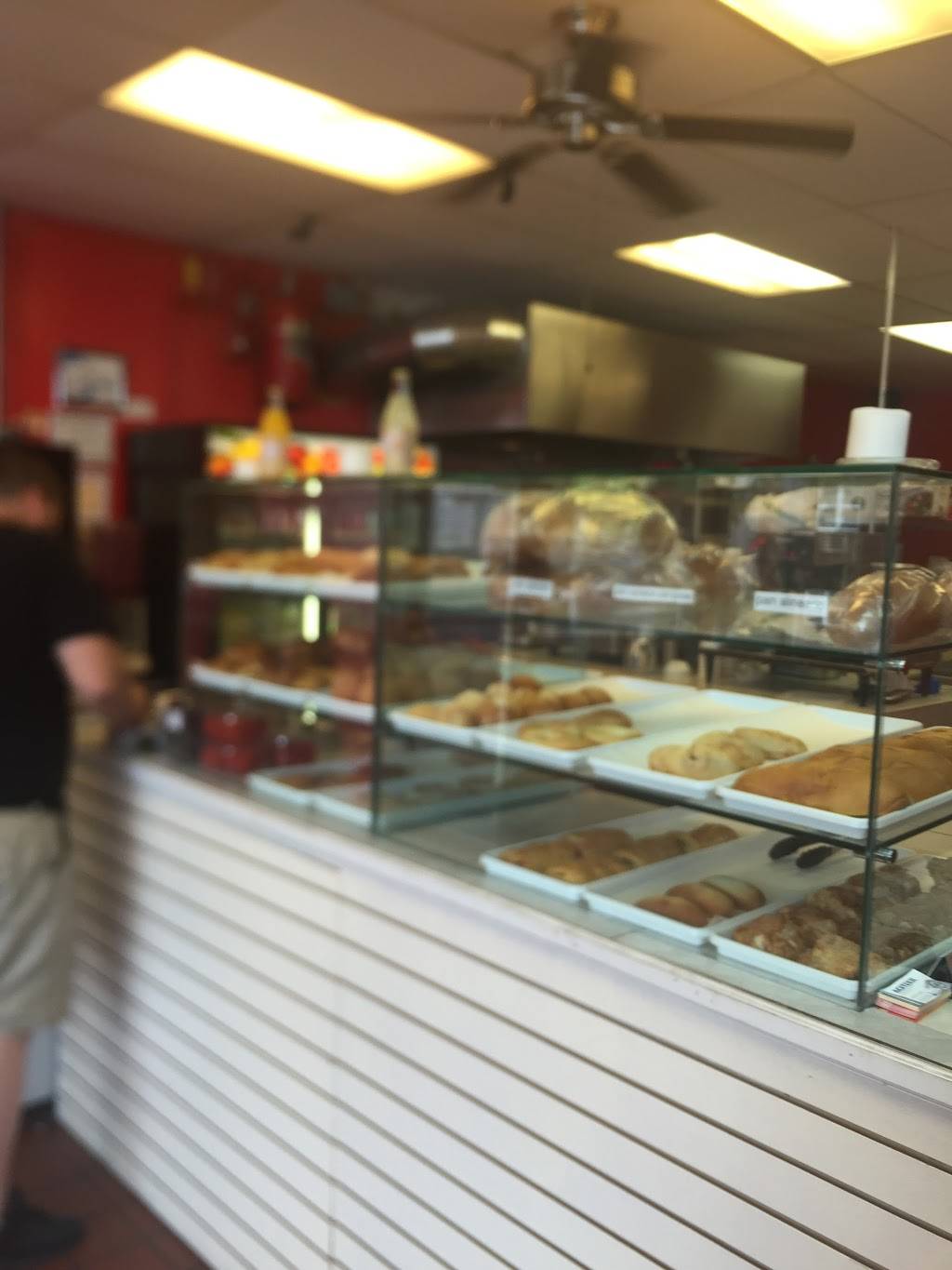 El Machetico Colombiano | restaurant | 153 S Main St, Lodi, NJ 07644, USA | 9737672804 OR +1 973-767-2804