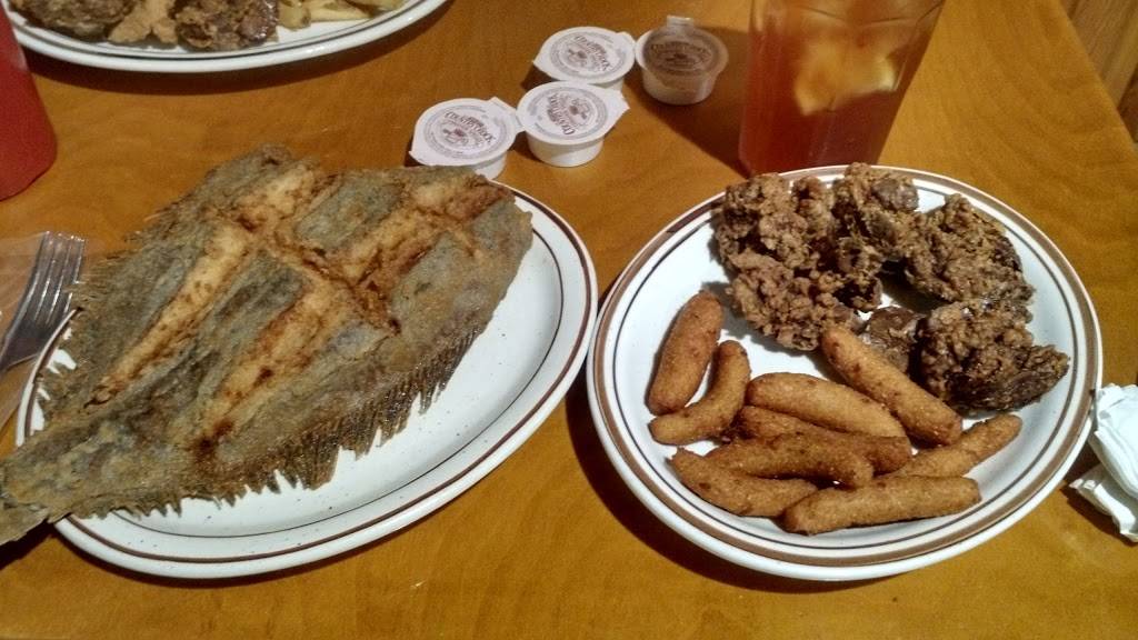 Riverside Fish House | restaurant | 1341 Dallas Stanley Hwy, Dallas, NC 28034, USA | 7049228360 OR +1 704-922-8360