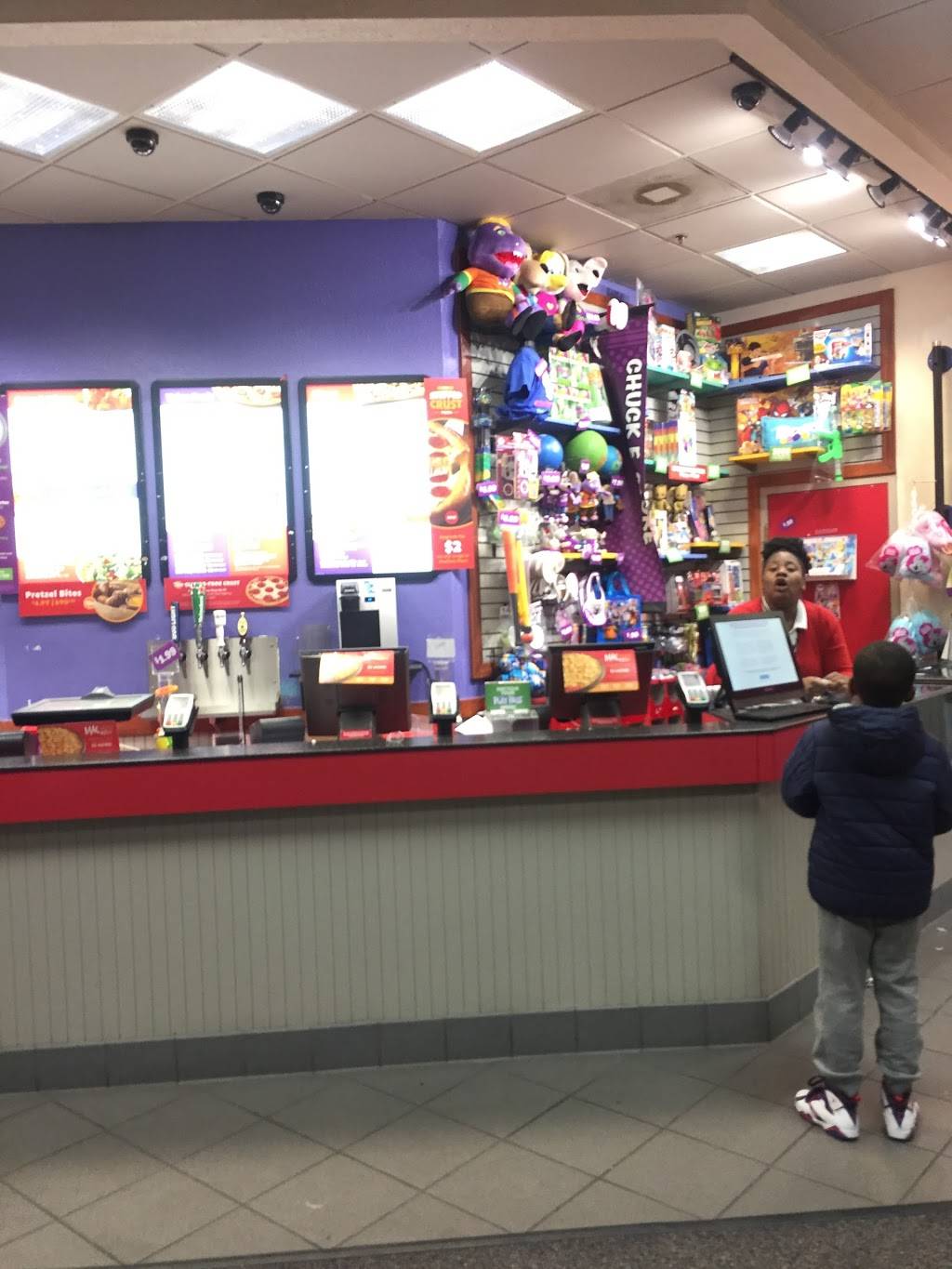 Chuck E. Cheeses | restaurant | 82 Boston Post Rd, Orange, CT 06477, USA | 2037993200 OR +1 203-799-3200