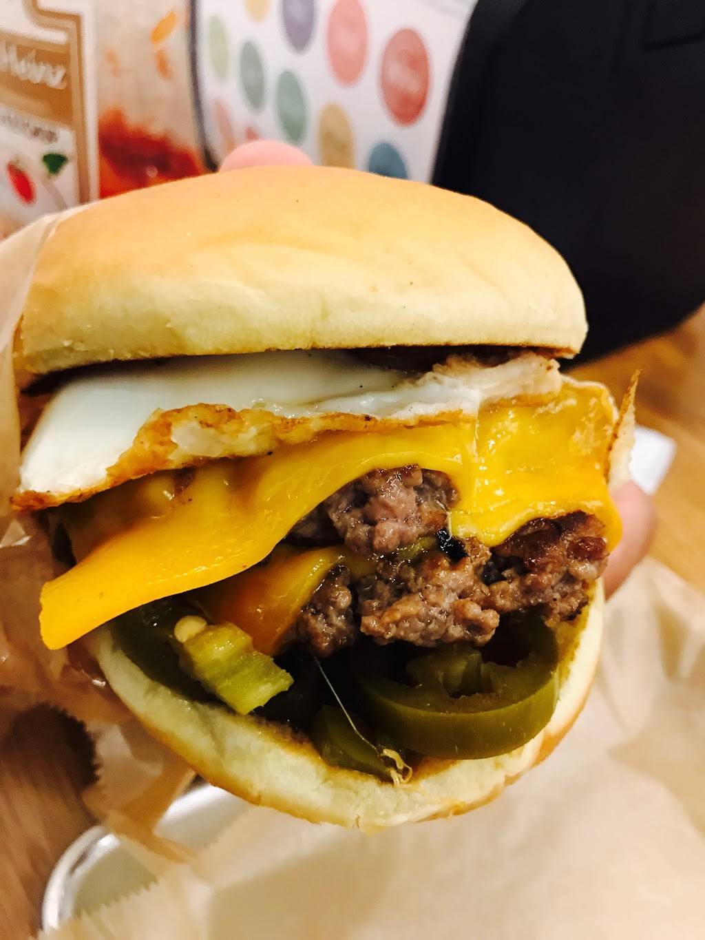 Elevation Burger | restaurant | 437 S Oyster Bay Rd, Plainview, NY 11803, USA | 5164338070 OR +1 516-433-8070