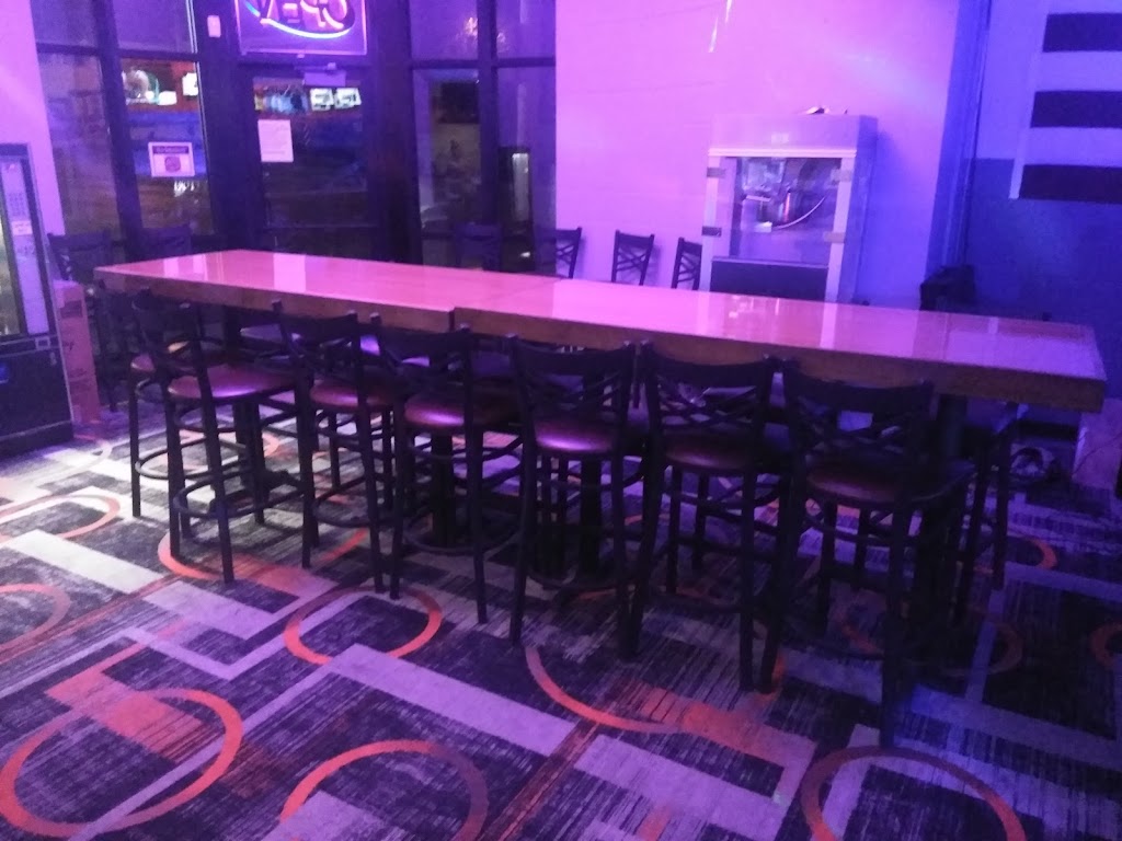 Paragon Bowling Center and Sports Bar | restaurant | 2425 Division Ave S, Grand Rapids, MI 49507, USA | 6162411666 OR +1 616-241-1666