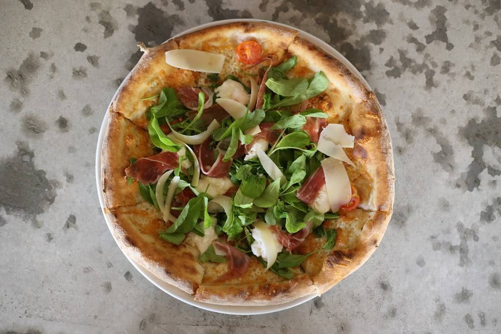 Stella Public House | restaurant | 1414 S Alamo St, San Antonio, TX 78210, USA | 2102777047 OR +1 210-277-7047