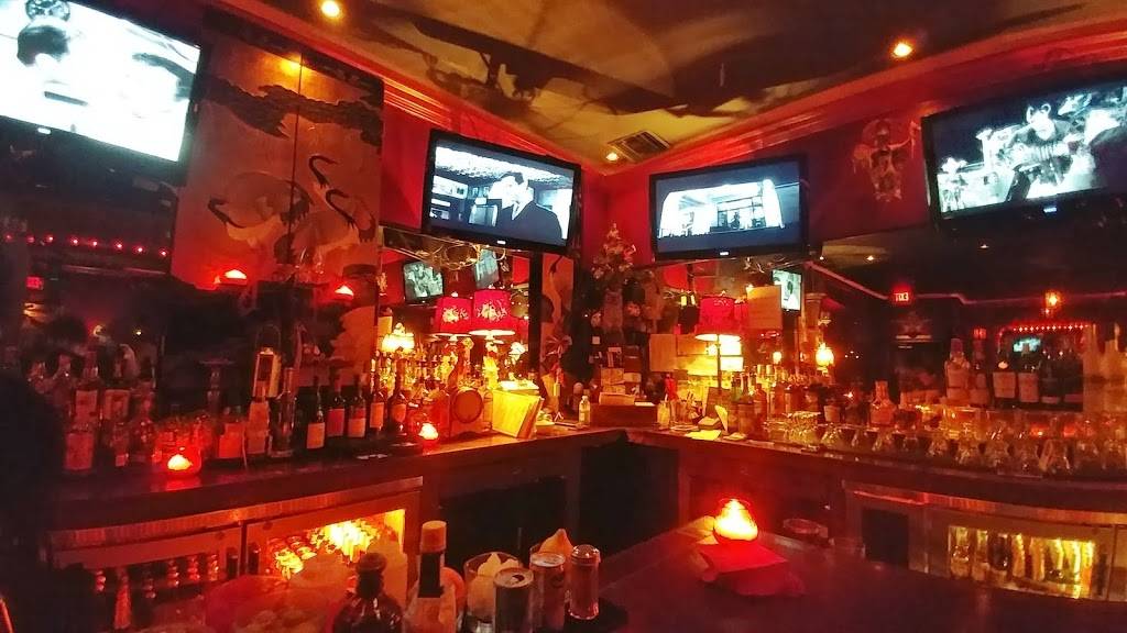 Red Door | restaurant | 10057 Riverside Dr, Toluca Lake, CA 91602, USA | 8182773884 OR +1 818-277-3884