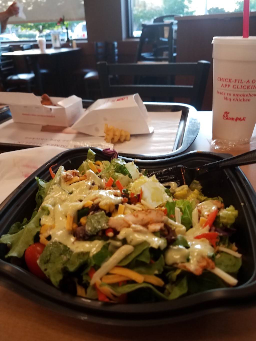 Chick-fil-A | restaurant | 1698 Carl D. Silver Parkway, Fredericksburg, VA 22401, USA | 5407867979 OR +1 540-786-7979
