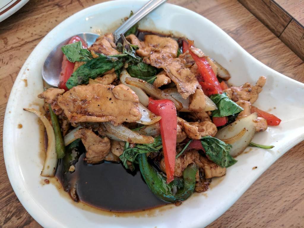 Sue Thai Om | restaurant | 1450 W Mission Rd # ABC, San Marcos, CA 92069, USA | 7608427779 OR +1 760-842-7779