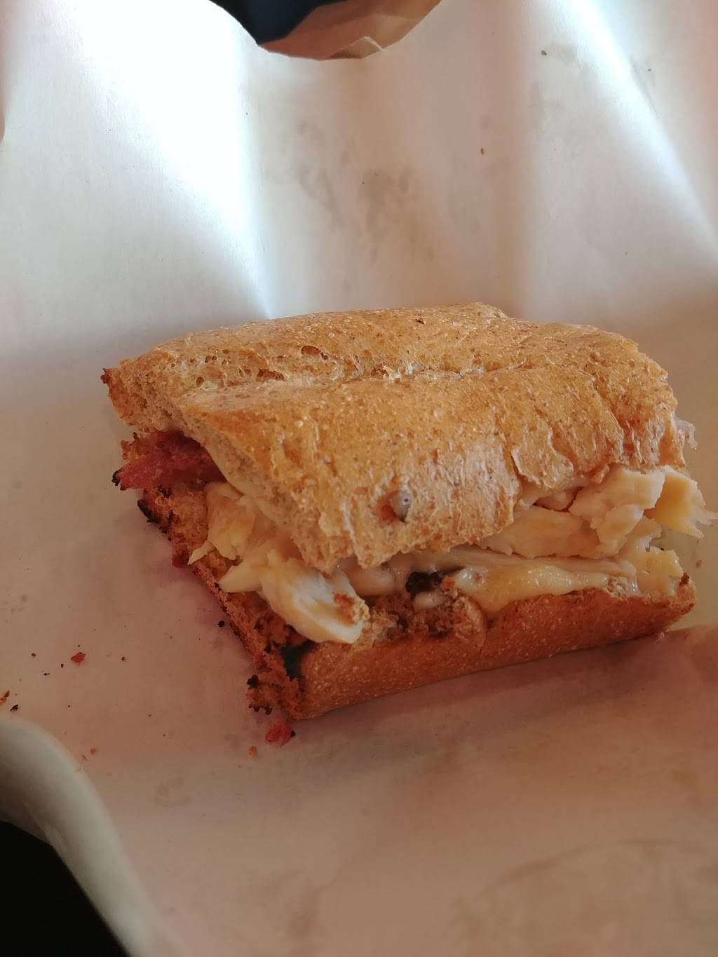 Quiznos | restaurant | 36171 Plymouth Rd, Livonia, MI 48150, USA | 7348554920 OR +1 734-855-4920