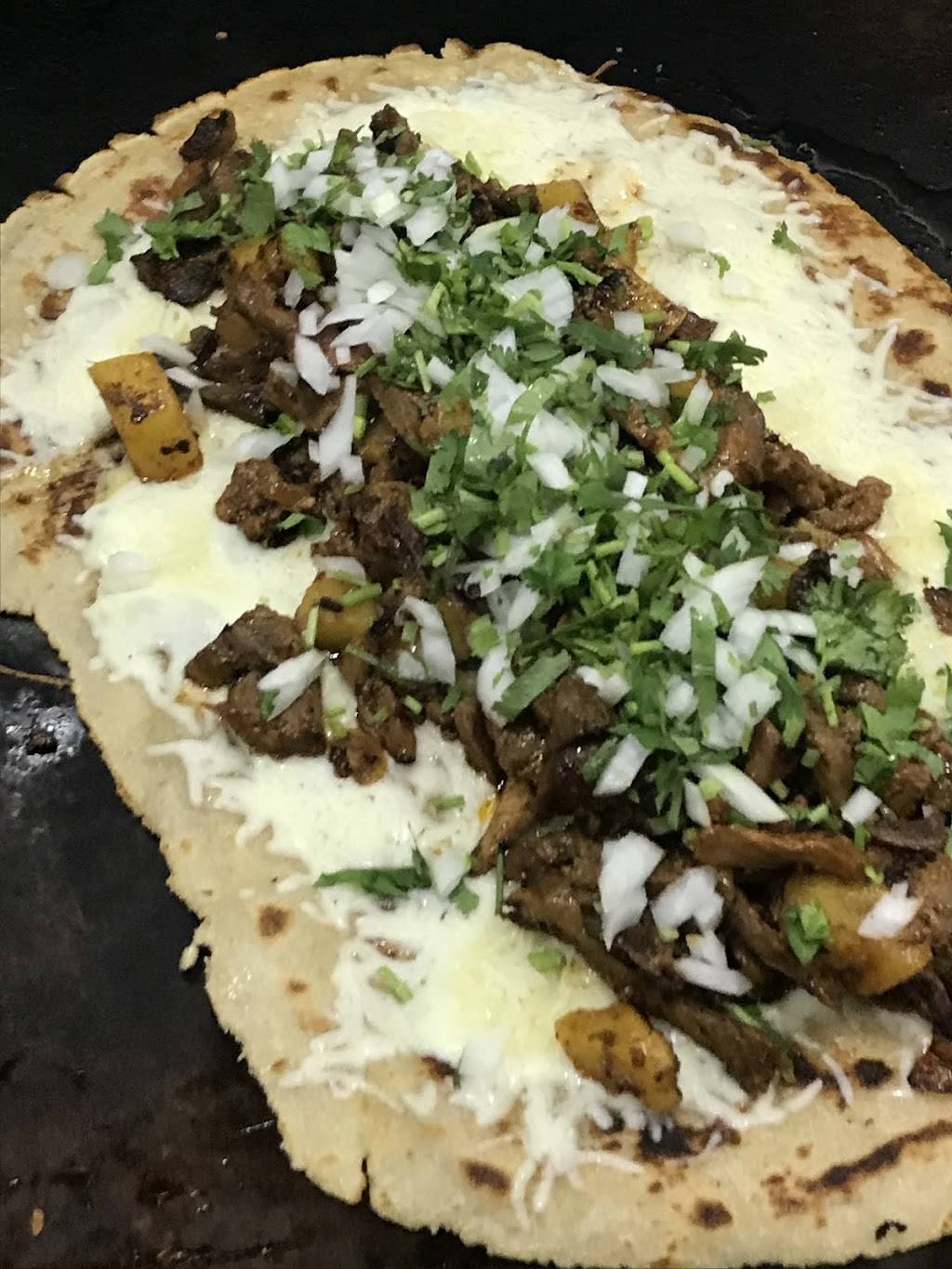 Taqueria Mi Barrio Es Tepito | restaurant | 2645 W 63rd St, Chicago, IL 60629, USA | 7733061389 OR +1 773-306-1389