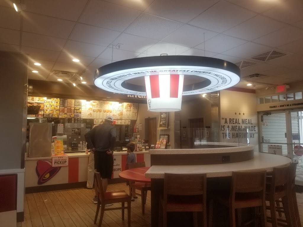 KFC | restaurant | 4200 SW 64th Ave, Davie, FL 33314, USA | 9545841066 OR +1 954-584-1066