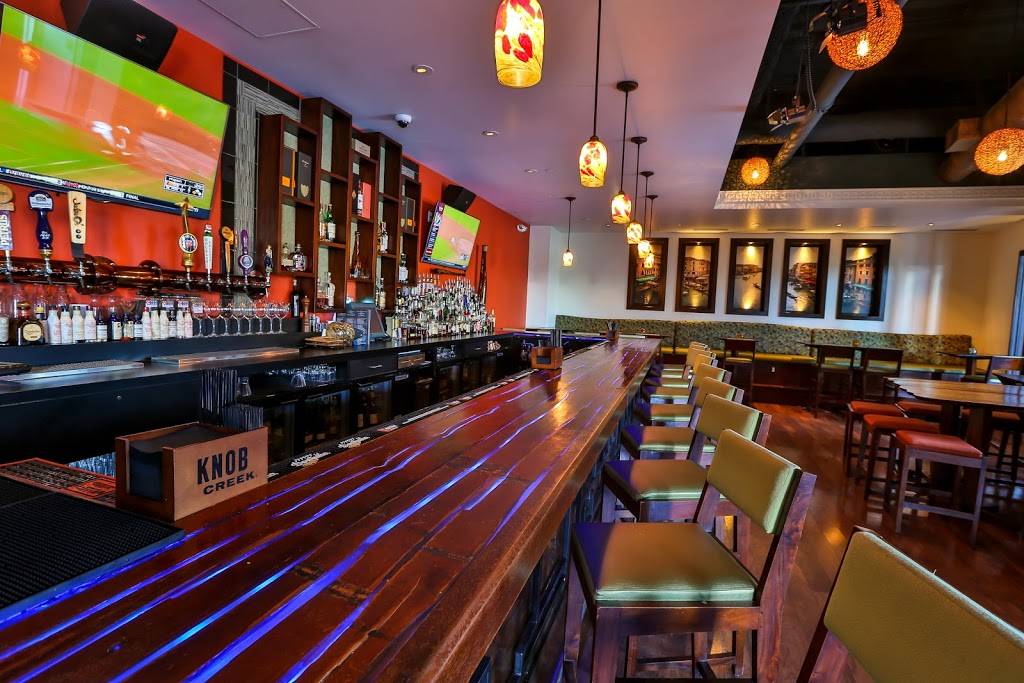 Lago East Bank | restaurant | 1091 W 10th St, Cleveland, OH 44113, USA | 2168628065 OR +1 216-862-8065