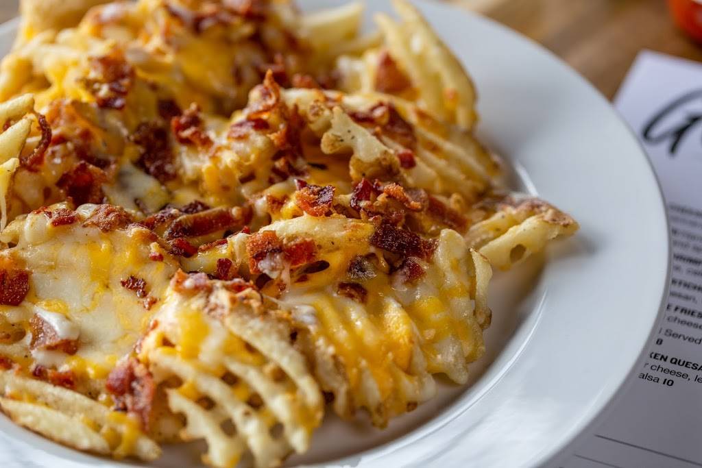 Gibson | restaurant | 11318 N Community House Rd #200, Charlotte, NC 28277, USA | 7048175554 OR +1 704-817-5554