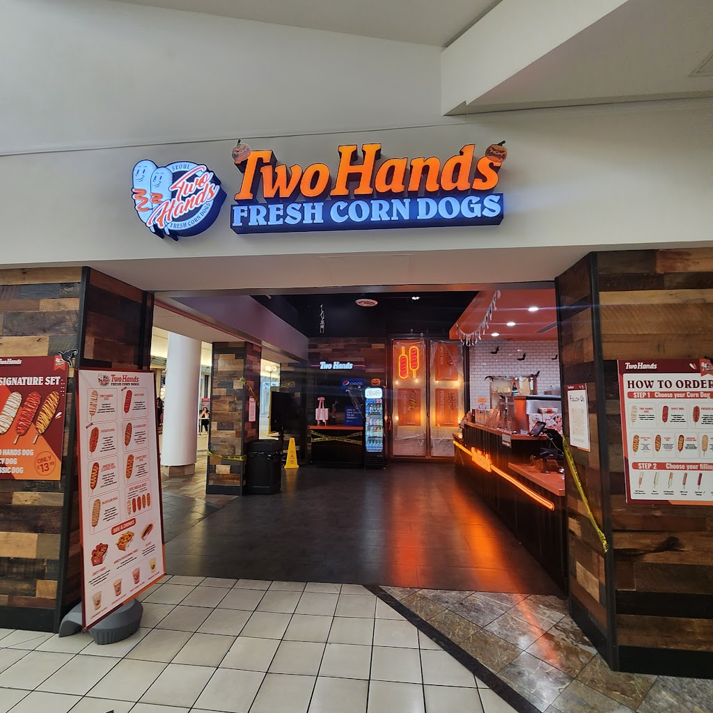 Two Hands Corn Dogs | restaurant | 8309 On the Mall STE 223, Buena Park, CA 90620, USA | 2132394346 OR +1 213-239-4346
