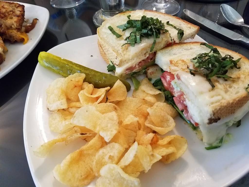 Paoli Schoolhouse American Bistro | restaurant | 6857 Paoli Rd, Belleville, WI 53508, USA | 6088486261 OR +1 608-848-6261