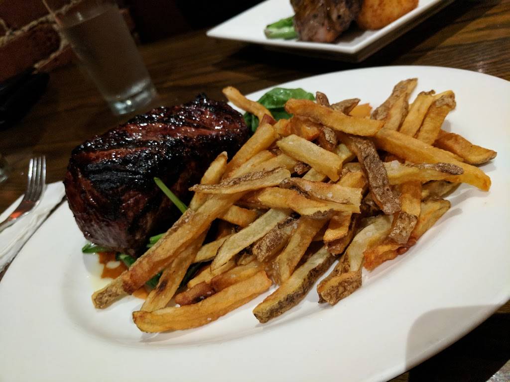 Birch Street Bistro | restaurant | 14 Birch St, Roslindale, MA 02131, USA | 6173232184 OR +1 617-323-2184