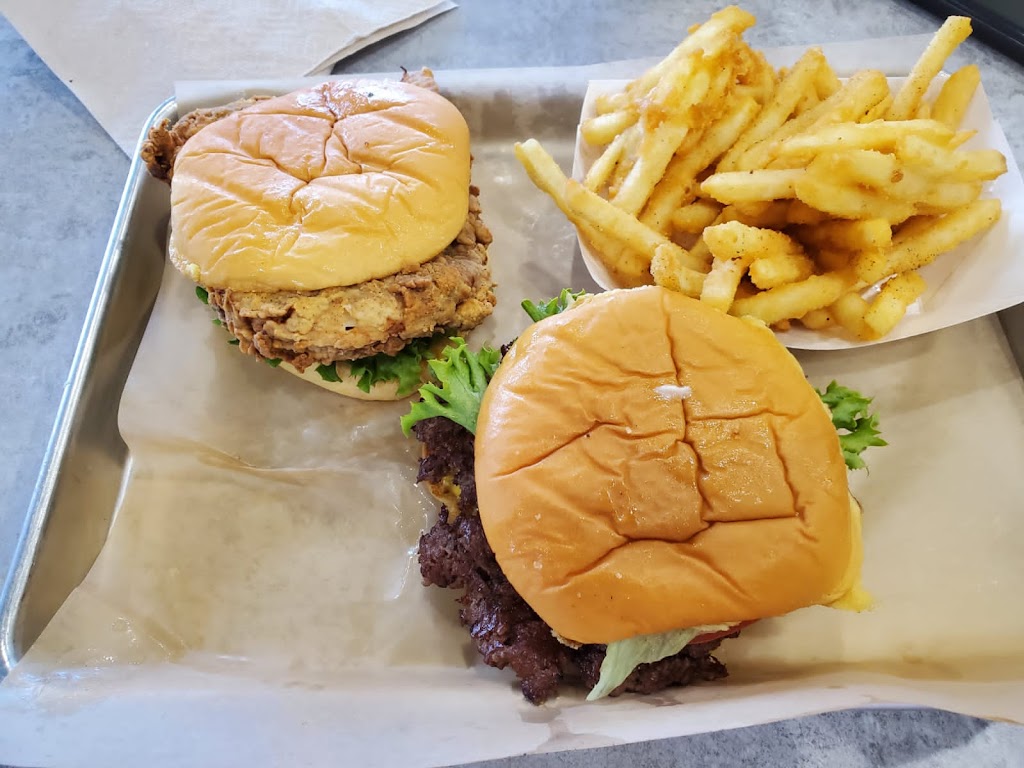 Billy Sims Burger | restaurant | 1941 S Yale Ave, Tulsa, OK 74112, USA | 9187104616 OR +1 918-710-4616