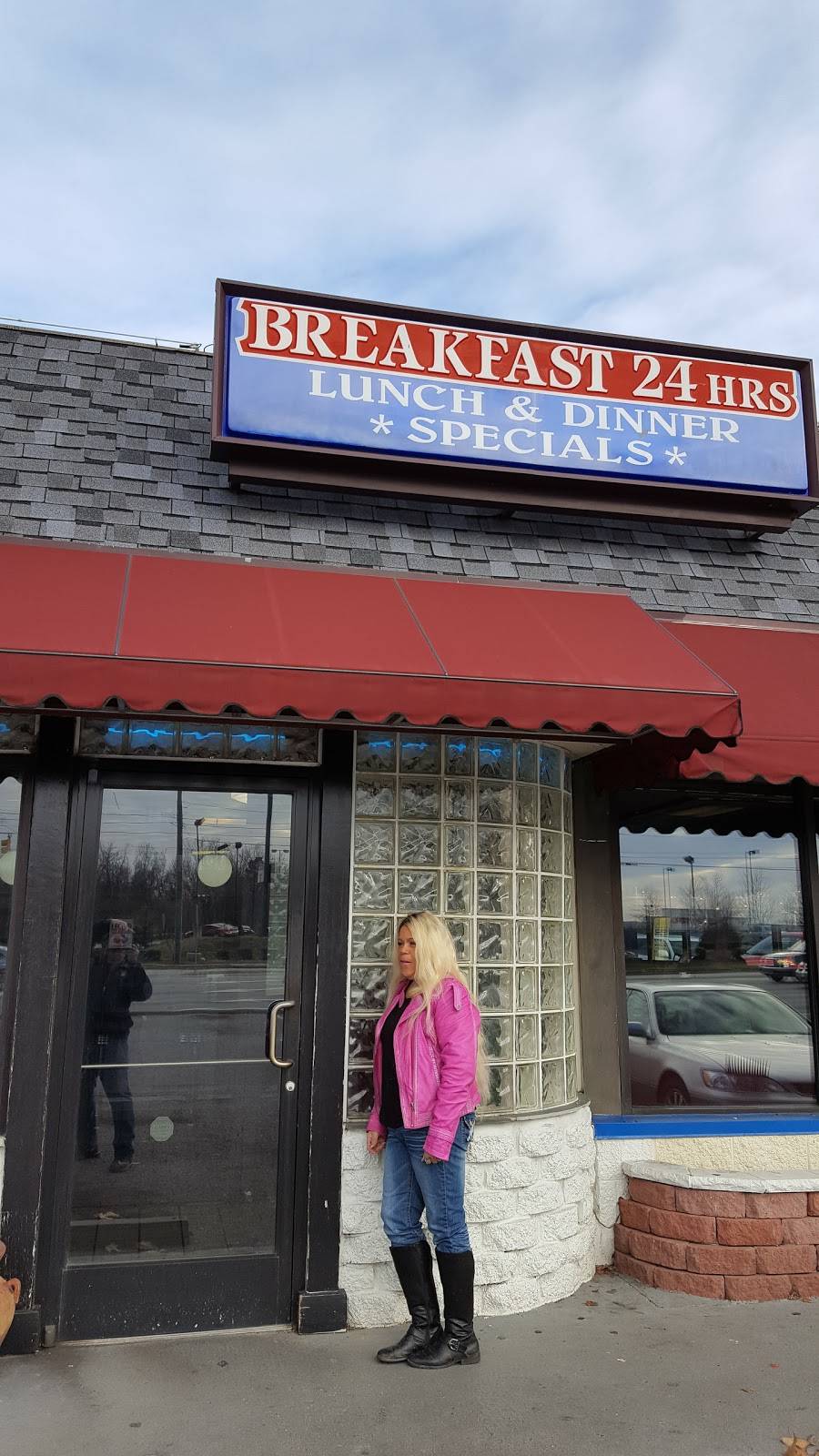 Jakes Diner | restaurant | 4220 W Wendover Ave, Greensboro, NC 27407, USA | 3362974141 OR +1 336-297-4141