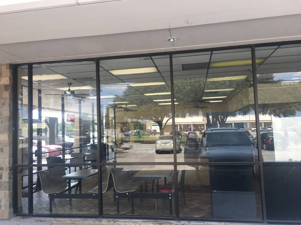 Subway Restaurants | restaurant | Farmers Branch Shopping Center, 12895 Josey Ln #104, Farmers Branch, TX 75234, USA | 9724844922 OR +1 972-484-4922