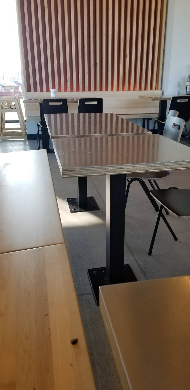 Chipotle | restaurant | 2121 N Amidon Ave, Wichita, KS 67203, USA | 3168690185 OR +1 316-869-0185