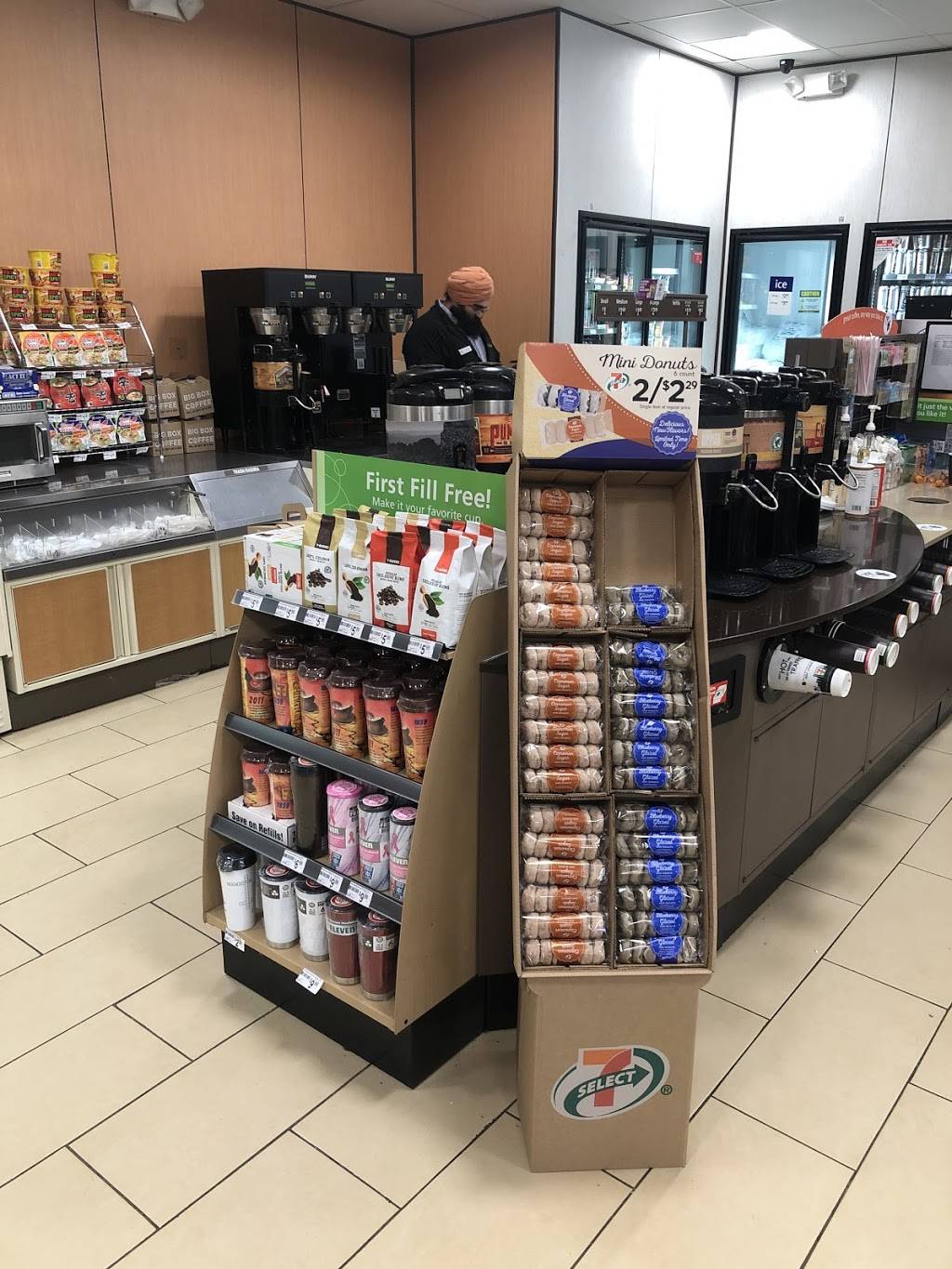 7-Eleven | bakery | 12417 Cape Cod Ct, Lake Ridge, VA 22192, USA | 7036706984 OR +1 703-670-6984