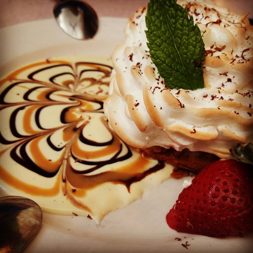 Trio | restaurant | 10709 McMullen Creek Pkwy, Charlotte, NC 28226, USA | 7045418000 OR +1 704-541-8000