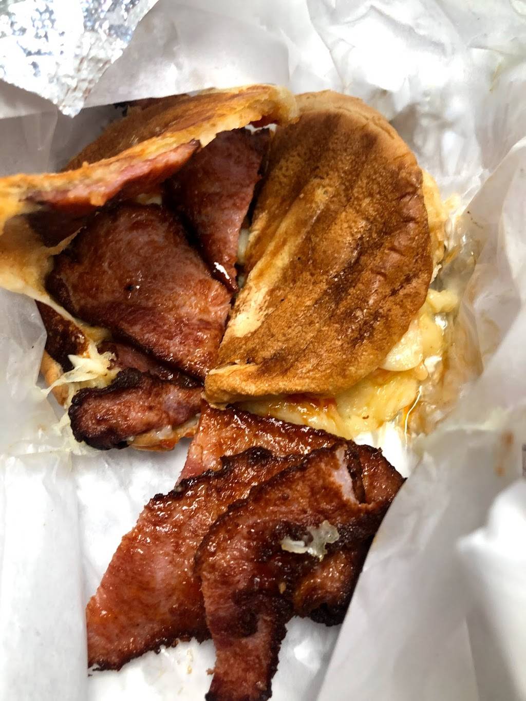 Las Palmas Dominicanas | restaurant | 201-09 Northern Blvd, Bayside, NY 11361, USA | 7186734440 OR +1 718-673-4440