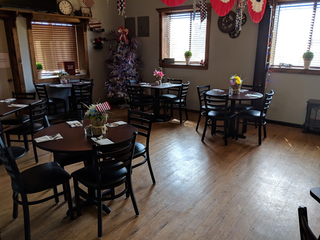 Franks Eats & Sweets | restaurant | 2366 NM-522, Questa, NM 87556, USA | 5755862303 OR +1 575-586-2303